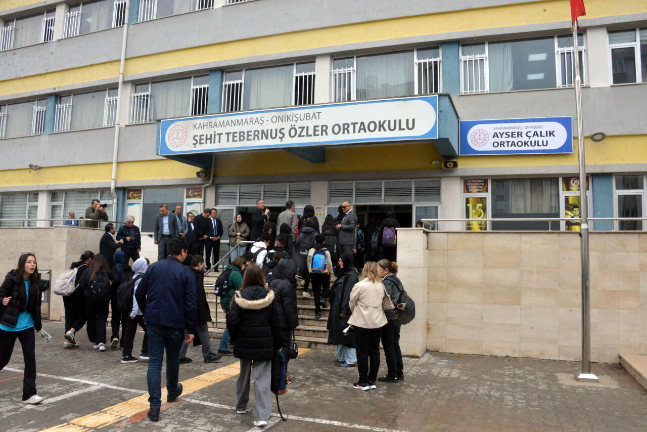 9 kişiye mezar olan Ayser Çalık Ortaokulu, yeni binasında eğitime başladı 1